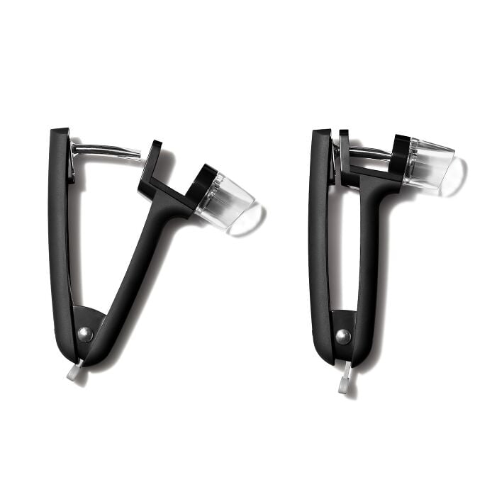 Cherry & Olive Pitter - Black - US 3025