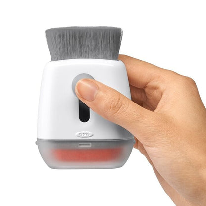 Sweep & Swipe Laptop Cleaner - US 3874