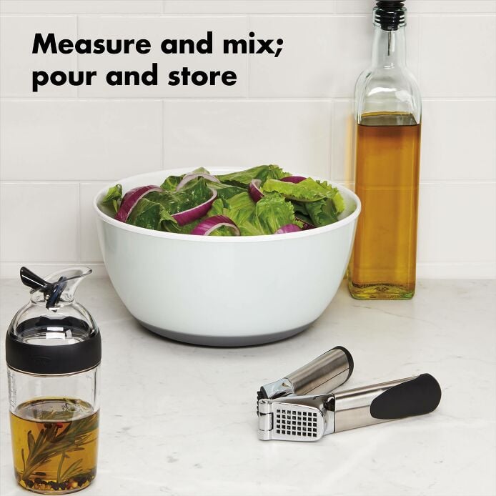 Little Salad Dressing Shaker - US 3956