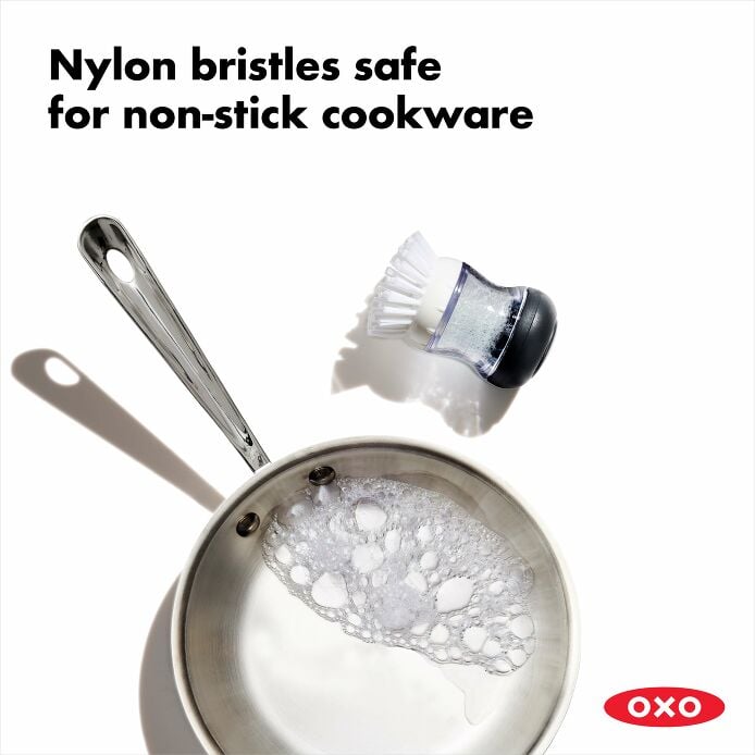 Palm Brush Storage Set - US 5817