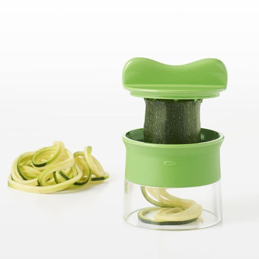 Hand-Held Spiralizer - US 3854